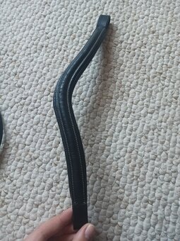 Prodám celek - stěrka, podpínka, čelenka, nátylník - 3