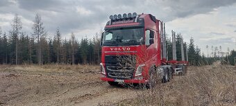 VOLVO odvozní souprava na dřevo, bezrukáč, kláničák, dřevák, - 3