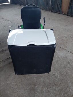 Zahradni traktor Etesia Bahia - 3