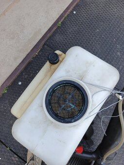 Motorový postřikovač Oleo-Mac - 3