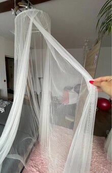 Nebesa nad postel - 3