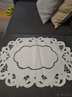 Staré ubrusy a dečky - 3