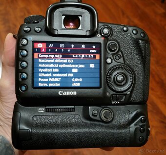 Canon EOS 5D IV + orig. grip - 3