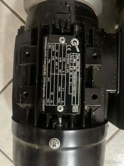 Podavač šnek + motor ATTACK FD Automat 25 - 3