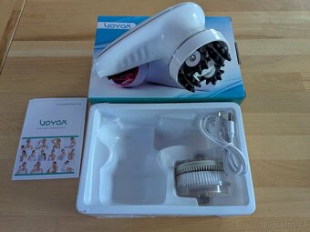 Masážní přístroj proti celulitidě VOYOR - 3