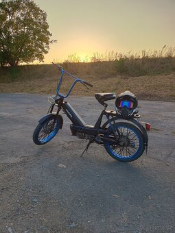 tlumiče babetta - modrý lak - 3