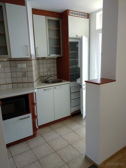 Pronajmu 2+kk v J. Hradci - 3