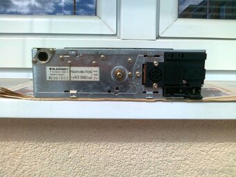 Prodám autorádio BLAUPUNKT-.... - 3