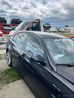 BMW E90 330d 190kw MANUAL - po nehodě - 3