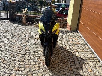 APRILIA SR GT 200 - 3