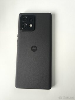 Motorola edge 40 Pro - 3