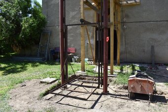 STAVEBNÍ VRÁTEK S KONSTRUKCÍ - OKAMŽITĚ K POUŽITÍ - UŠETŘETE - 3