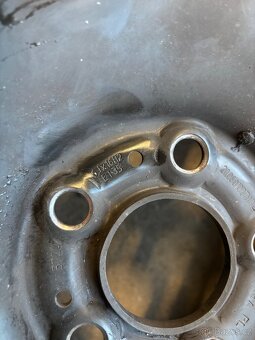 PLECHOVÉ DISKY KOLA R16 ŠKODA VW - 3