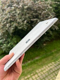 Microsoft Surface Go 2 tablet – skvělý stav - 3