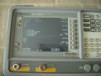 Hewlett Packard ESA-L1500A Spectral Analyzer - 3