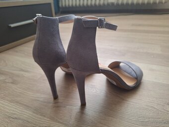 Nové sandálky Baťa - 3