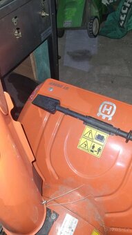 sněhová fréza husgvarna ST 268 EP - 3