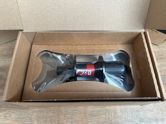 DT Swiss 240 přední i zadní náboje - 3