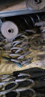 Mercedes-Benz Vito, Viano W 639: zadní pružiny - 3