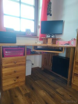 Postel s úložným prostorem a vysokou matrací - 3