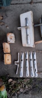 staré mosazné kování - 3