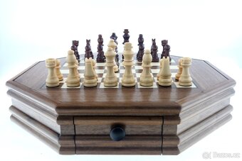 Dřevěná šachovnice Octagon 34x34 cm s magnetickými figurkami - 3