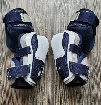 Lokty RBK/JOFA 5K velikost SR MED 5 - 3