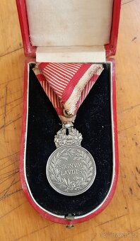 RU Ag signum laudis v etui, Karel I.,stříbro - 3