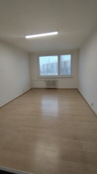 Pronájem bytu 2+kk 40 m² - 3
