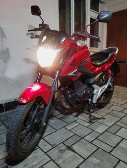Honda CB125F - 3