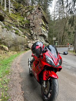Cbr 600f sport - 3
