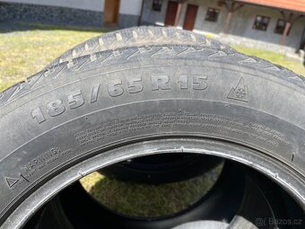 Prodám zimní pneu 185/65 R15 - 3