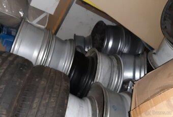 nabízím alu kola z automobilů 3300-3500kg - 3