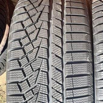 Nove Zimni pneu 225/45 R18 95V XL Sailun - 3
