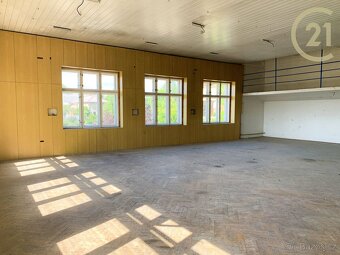 Ateliér 150 m2, Jenišovice - 3