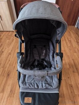 Sportovní kočárek Lionelo - 3