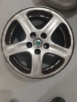 Prodám alu kola Škoda Octavia I. 195/65/R15 - 3