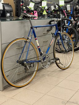 Silniční kolo Favorit - 3