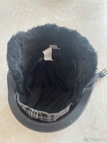 Přilba Bern - 3
