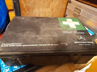 Prodám staré lékárny do Mercedes w124 w126 w210,w201 - - 3