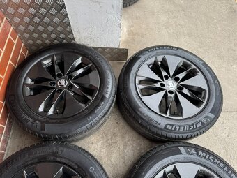 Alu 16" 5x112 škoda TWISTER Black O4 letní 99% TOP - 3