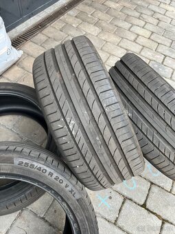 255/40 R20 Continental - 3