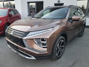 Prodám Mitsubishi Eclips Cross PHVE - 3