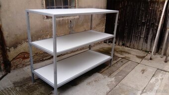 Prodám bytelné ocelové regály vyrobené z jeklu 40x40mm - 3
