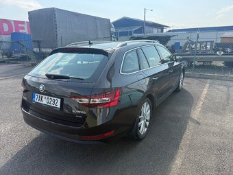 Škoda Superb kombi - 3