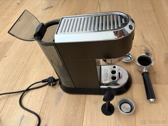 pákový kávovar De'Longhi - 3