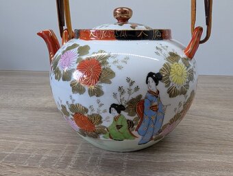Porcelánová čajová konvice s orientálními motivy - 3