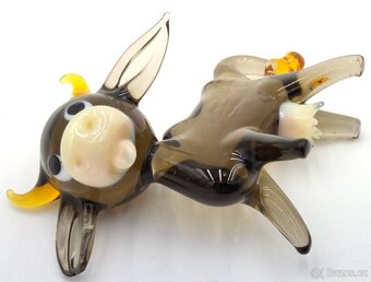 Sběratelská stará retro skleněná Figurka Kravička Ruční prác - 3