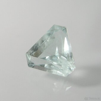 Akvamarín-Trillion-1,74 ct. - 3