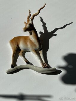 Gazela porcelánová nástěnná soška - 3